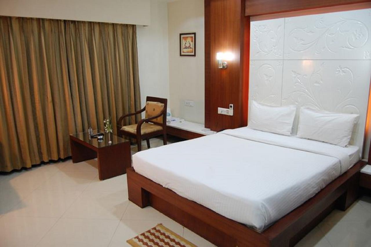 Hotel Amit International Bhilai Dış mekan fotoğraf